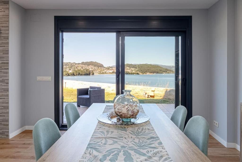 Casa Nueva Con Piscina Y Vistas Al Mar Villa Vilaboa Room photo