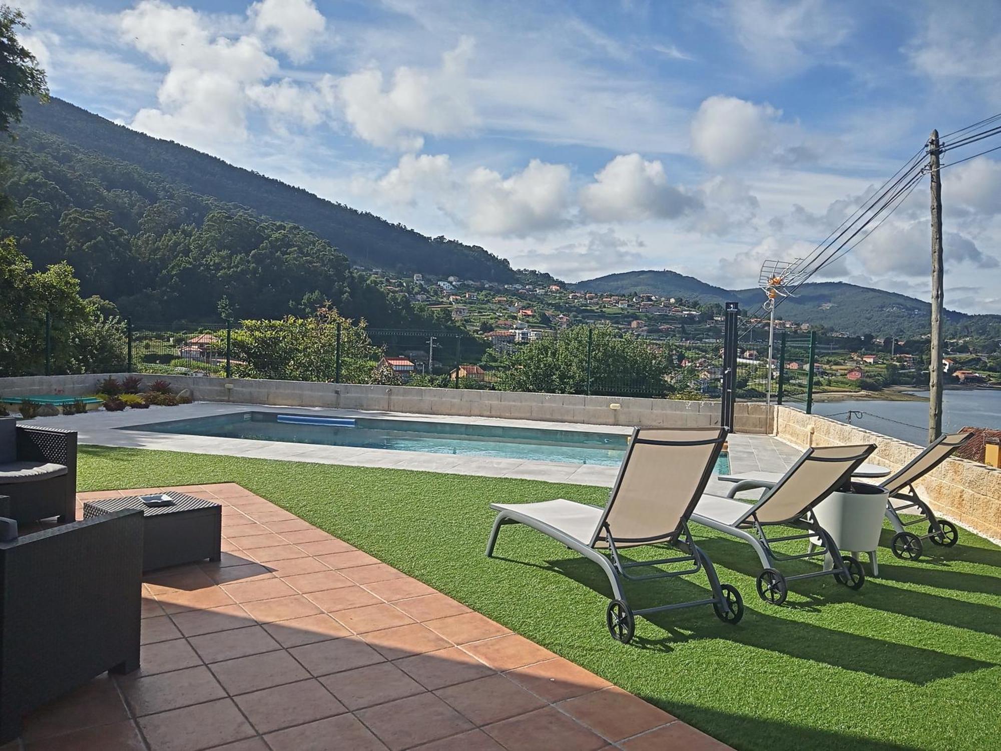Casa Nueva Con Piscina Y Vistas Al Mar Villa Vilaboa Exterior photo